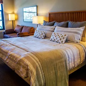 https://deluxe-luxury-room-with-view-at-the-mammoth-lakes.mammothlakeshotels.org